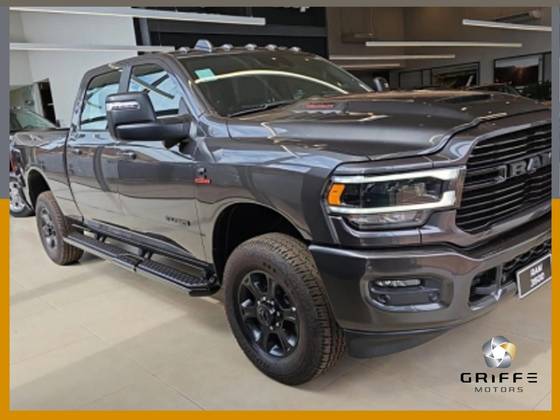 RAM 3500 6.7 I6 TURBO DIESEL LARAMIE NIGHT EDITION CD 4X4 AUTOMÁTICO RAM 3500 6.7 I6 TURBO DIESEL LARAMIE NIGHT EDITION CD 4X4 AUTOMÁTICO